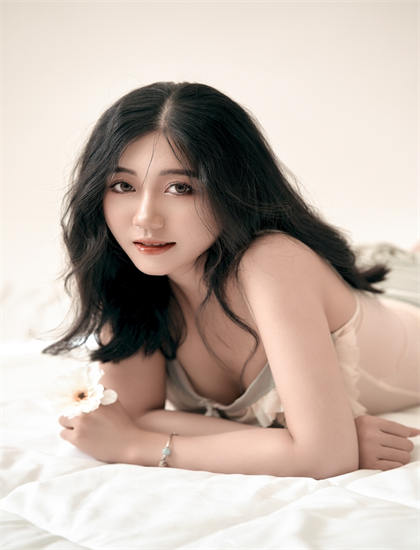 不良仔和眼镜妹主题思想深度解读：核心意义与社会价值创新分析，热搜话题